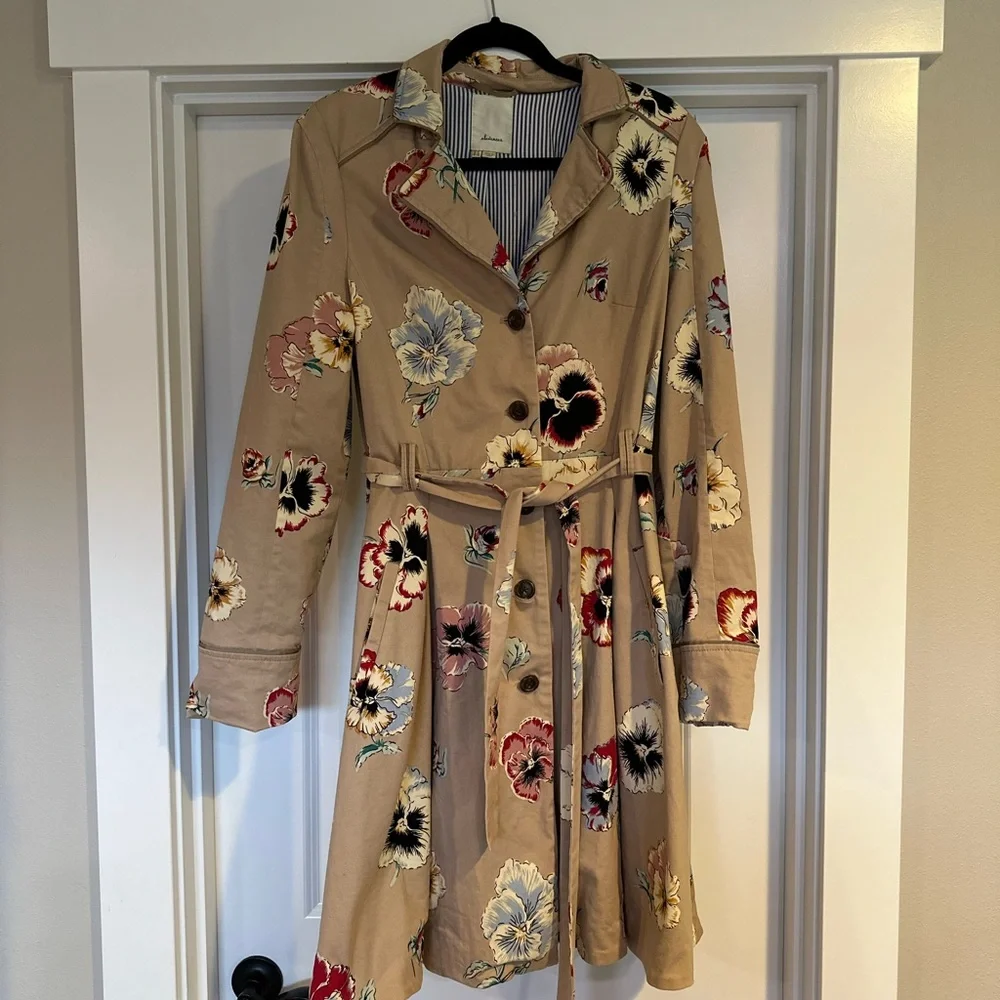 Elevenses Floral Tan trench with lace up detail on back - Picture 2 of 6